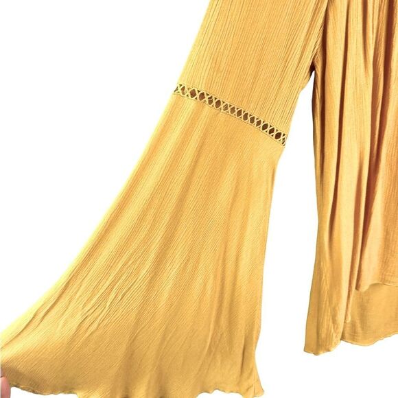 NWOT Charlotte Russe Mustard Colored Boho Blouse With Bell Sleeves. Sizes - Picture 4 of 6